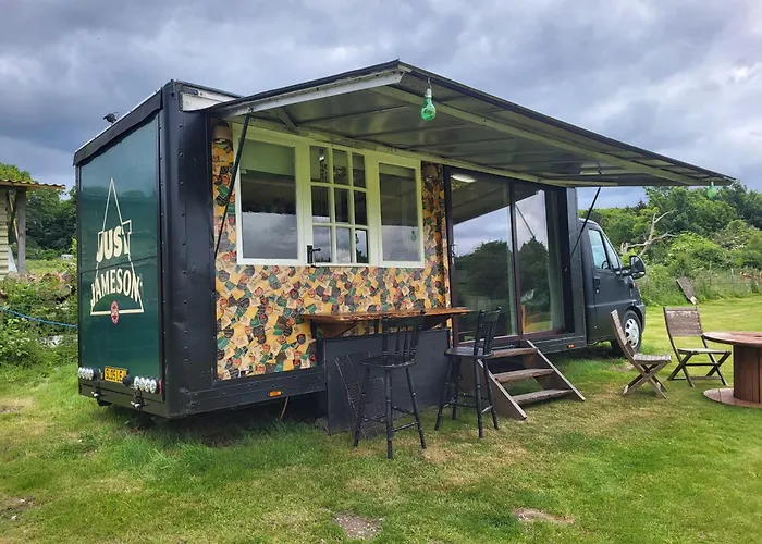 Courtlands Farm Camping And Glamping